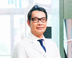 歯科医師求人案内